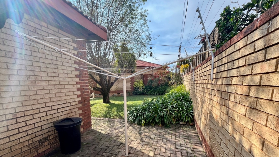 2 Bedroom Property for Sale in Flamwood North West